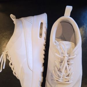 Nike Air Max Thea 8.5